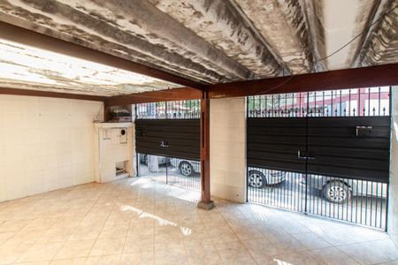 Casa para alugar com 180m², 2 quartos e 2 vagas Casa para alugar com 180m², 2 quartos e 2 vagasGaragem