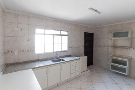Casa para alugar com 180m², 2 quartos e 2 vagas Casa para alugar com 180m², 2 quartos e 2 vagasCozinha