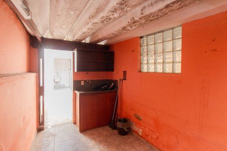 Casa para alugar com 180m², 2 quartos e 2 vagas Casa para alugar com 180m², 2 quartos e 2 vagasDepósito