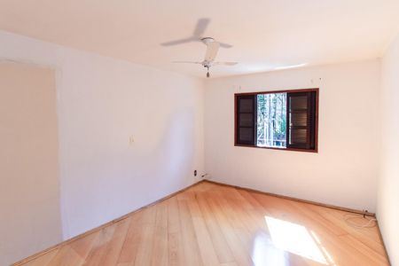 Quarto 1 de casa para alugar com 2 quartos, 180m² em Vila Constança, São Paulo
