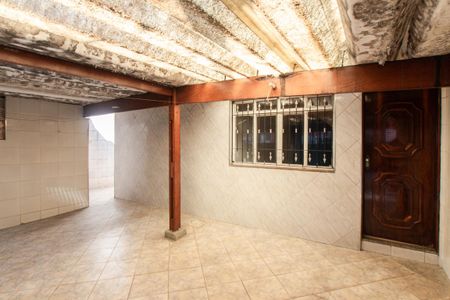 Casa para alugar com 180m², 2 quartos e 2 vagas Casa para alugar com 180m², 2 quartos e 2 vagasGaragem