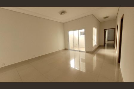 Casa de condomínio para alugar com 175m², 3 quartos e 2 vagasSala