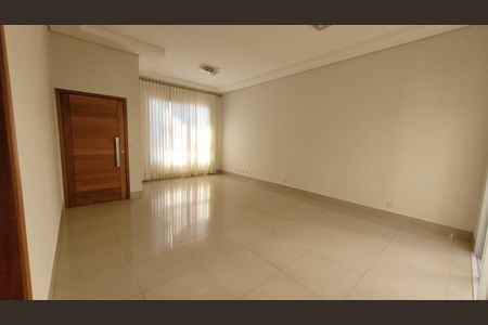 Casa de condomínio para alugar com 175m², 3 quartos e 2 vagasSala