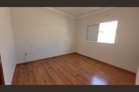 Casa de condomínio para alugar com 175m², 3 quartos e 2 vagasQuarto