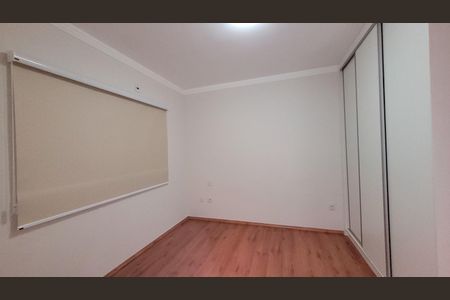 Casa de condomínio para alugar com 175m², 3 quartos e 2 vagasQuarto