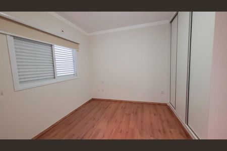 Casa de condomínio para alugar com 175m², 3 quartos e 2 vagasQuarto