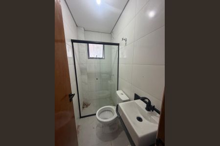 Apartamento à venda com 44m², 2 quartos e sem vaga Apartamento à venda com 44m², 2 quartos e sem vagaBanheiro
