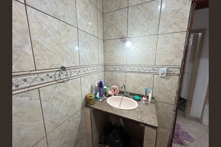 Casa para alugar com 120m², 2 quartos e 1 vagaBanheiro