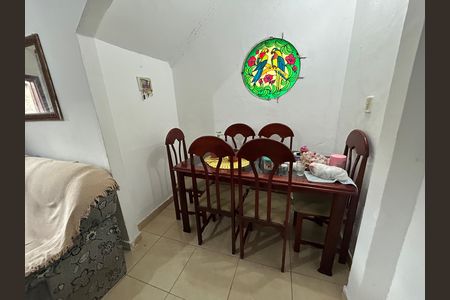 Sala de casa para alugar com 2 quartos, 120m² em Engenheiro Leal, Rio de Janeiro