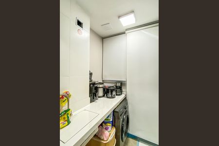 Apartamento à venda com 42m², 2 quartos e sem vaga Apartamento à venda com 42m², 2 quartos e sem vagaÁrea de Serviço