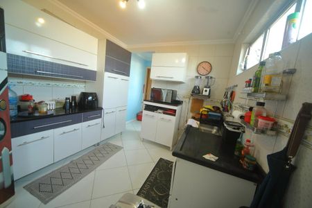 Apartamento à venda com 64m², 2 quartos e 1 vagaCozinha 