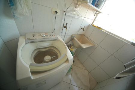Apartamento à venda com 64m², 2 quartos e 1 vagaÁrea de Serviço