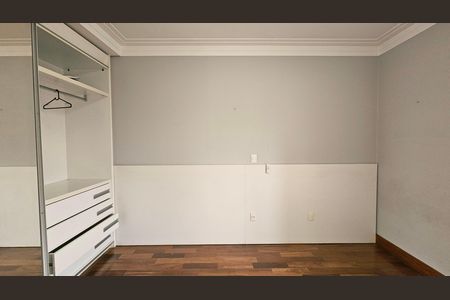 Apartamento à venda com 159m², 3 quartos e 3 vagas