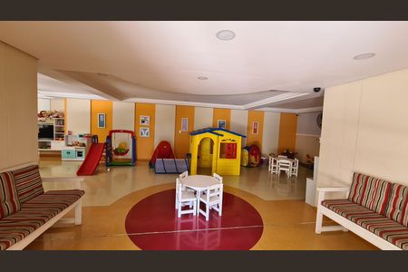 Apartamento à venda com 159m², 3 quartos e 3 vagas