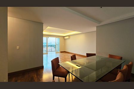 Apartamento à venda com 159m², 3 quartos e 3 vagas