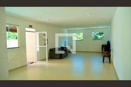Apartamento para alugar com 48m², 2 quartos e 1 vaga Apartamento para alugar com 48m², 2 quartos e 1 vagaÁrea comum - Salão de festas