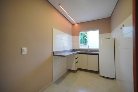 Sala/Cozinha de apartamento para alugar com 1 quarto, 35m² em Ingleses do Rio Vermelho, Florianópolis