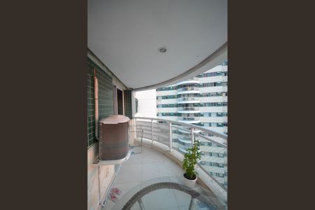 Apartamento para alugar com 91m², 2 quartos e 1 vagaSacada
