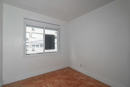 Apartamento à venda com 70m², 2 quartos e 2 vagasQuarto 2