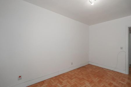 Apartamento à venda com 70m², 2 quartos e 2 vagasQuarto