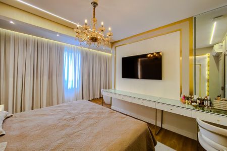Apartamento à venda com 308m², 4 quartos e 4 vagasQuarto 2 - Suíte