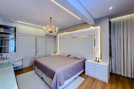 Apartamento à venda com 308m², 4 quartos e 4 vagasQuarto 2 - Suíte