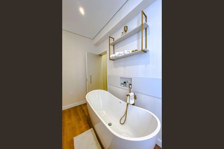Apartamento à venda com 308m², 4 quartos e 4 vagasQuarto 2 - Suíte