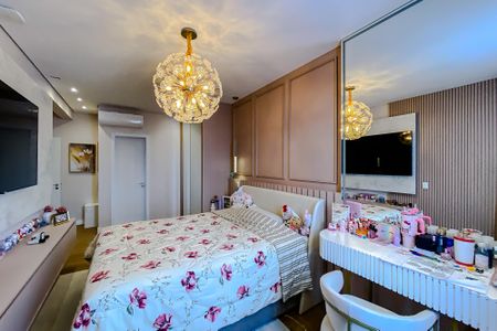 Apartamento à venda com 308m², 4 quartos e 4 vagasQuarto 4 - Suíte