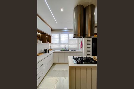Apartamento à venda com 308m², 4 quartos e 4 vagasCozinha