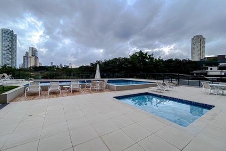 Apartamento à venda com 308m², 4 quartos e 4 vagasÁrea comum - Piscina