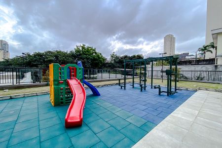 Apartamento à venda com 308m², 4 quartos e 4 vagasÁrea comum - Playground