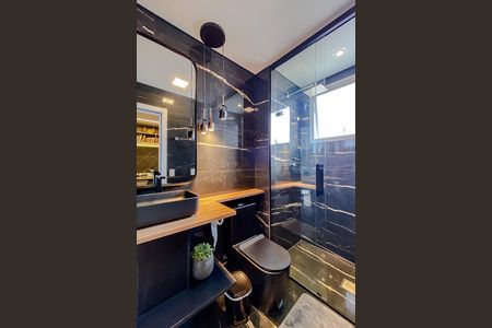Apartamento à venda com 308m², 4 quartos e 4 vagasBanheiro da Suíte 1