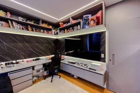 Apartamento à venda com 308m², 4 quartos e 4 vagasQuarto 1 - Suíte