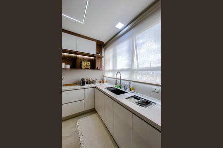 Apartamento à venda com 308m², 4 quartos e 4 vagasCozinha