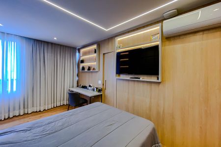 Apartamento à venda com 308m², 4 quartos e 4 vagasQuarto 3 - Suíte