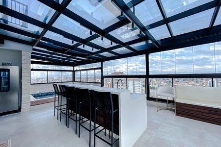 Apartamento à venda com 308m², 4 quartos e 4 vagasVaranda