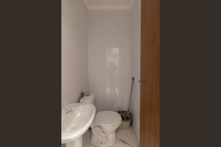 Casa para alugar com 70m², 2 quartos e 1 vaga Casa para alugar com 70m², 2 quartos e 1 vagaLavabo