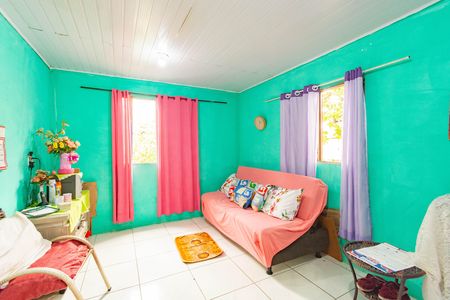 Casa à venda com 1 quarto, 45m² em Guajuviras, Canoas