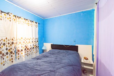 Casa à venda com 1 quarto, 45m² em Guajuviras, Canoas