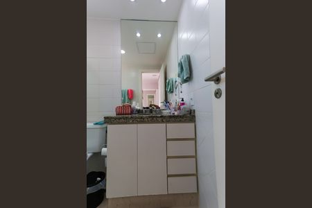 Apartamento à venda com 118m², 3 quartos e 2 vagasBanheiro da Suíte 2