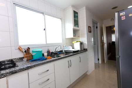 Apartamento à venda com 118m², 3 quartos e 2 vagasCozinha