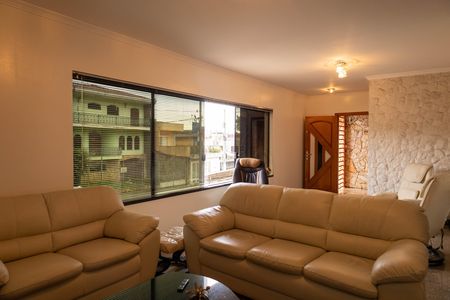 Casa à venda com 263m², 4 quartos e 8 vagasSala