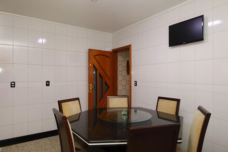 Casa à venda com 263m², 4 quartos e 8 vagasCozinha