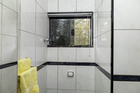 Casa à venda com 263m², 4 quartos e 8 vagasBanheiro 1 - Suíte