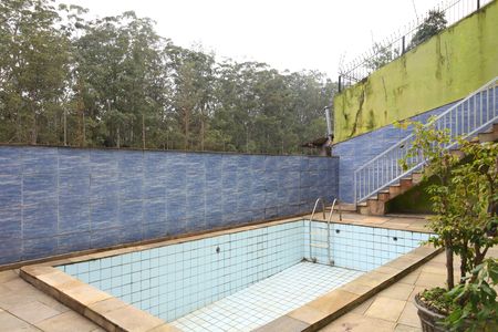 Casa à venda com 263m², 4 quartos e 8 vagasÁrea da piscina