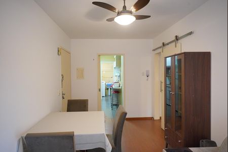 Sala de apartamento à venda com 1 quarto, 50m² em Centro Histórico, Porto Alegre