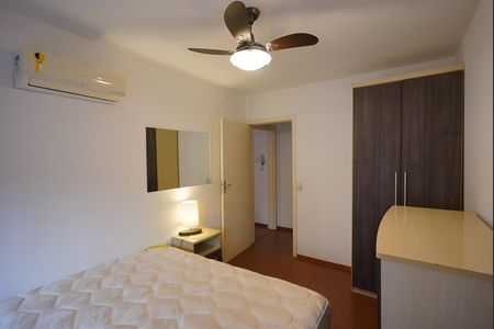 Quarto de apartamento à venda com 1 quarto, 50m² em Centro Histórico, Porto Alegre