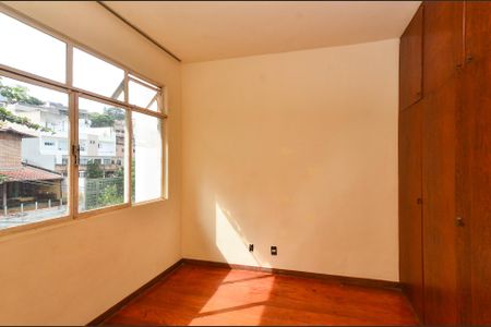 Apartamento para alugar com 94m², 3 quartos e 2 vagas Apartamento para alugar com 94m², 3 quartos e 2 vagasQuarto 3