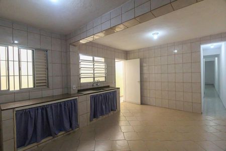 Casa para alugar com 70m², 2 quartos e 1 vagaCozinha