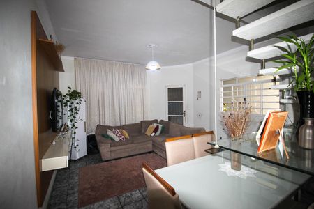 Casa para alugar com 4 quartos, 178m² em Jardim Santa Lucia, Sorocaba